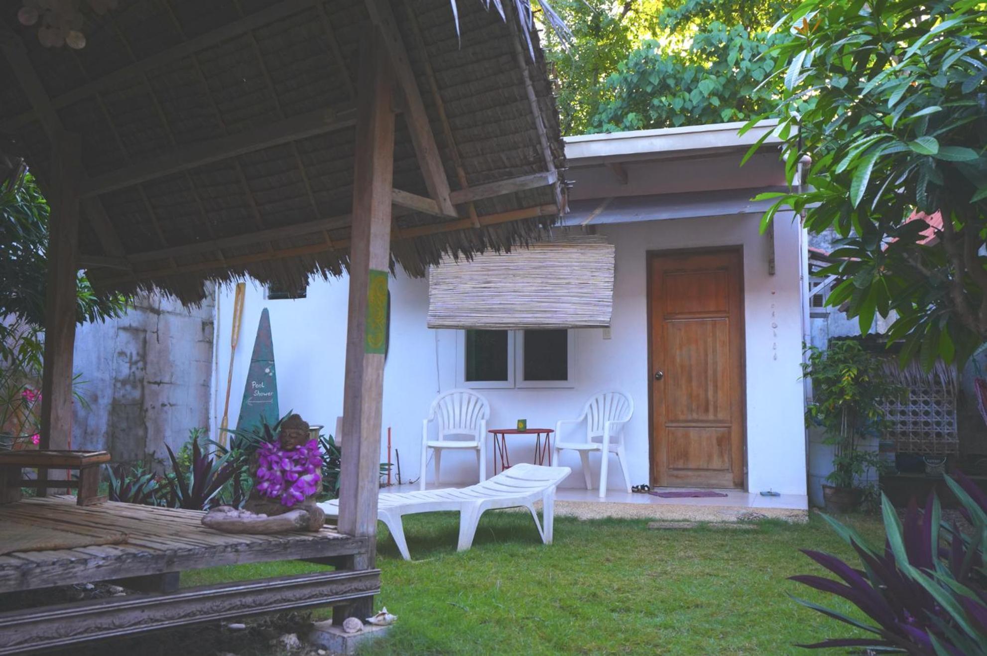 Boholala Hostel Panglao Exteriör bild